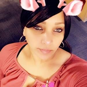 Meet your Posher, Katrina